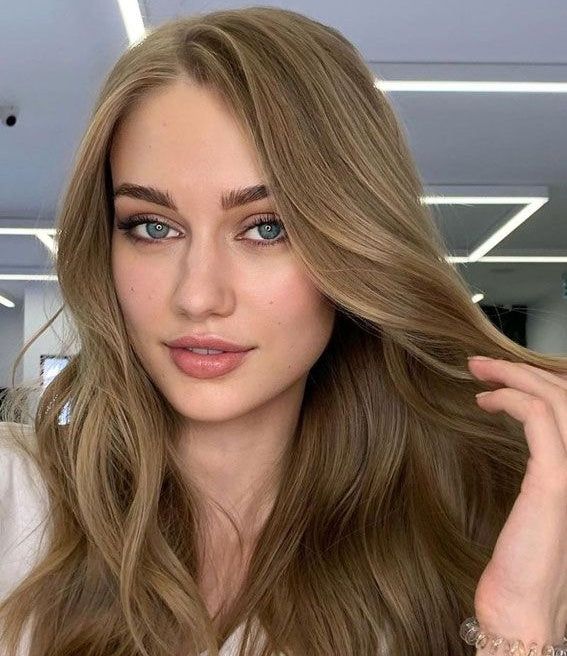Premium Wavy Hair Topper – Seamless Crown Coverage, Natural Volume