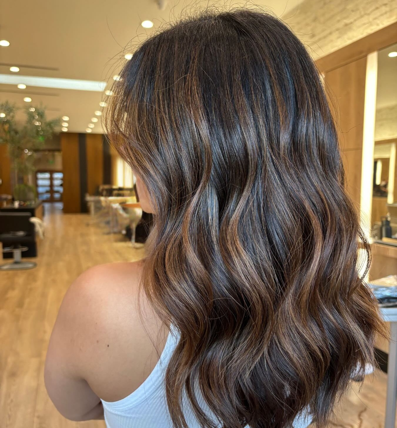 Premium Wavy Hair Topper – Transform Your Look in Seconds
